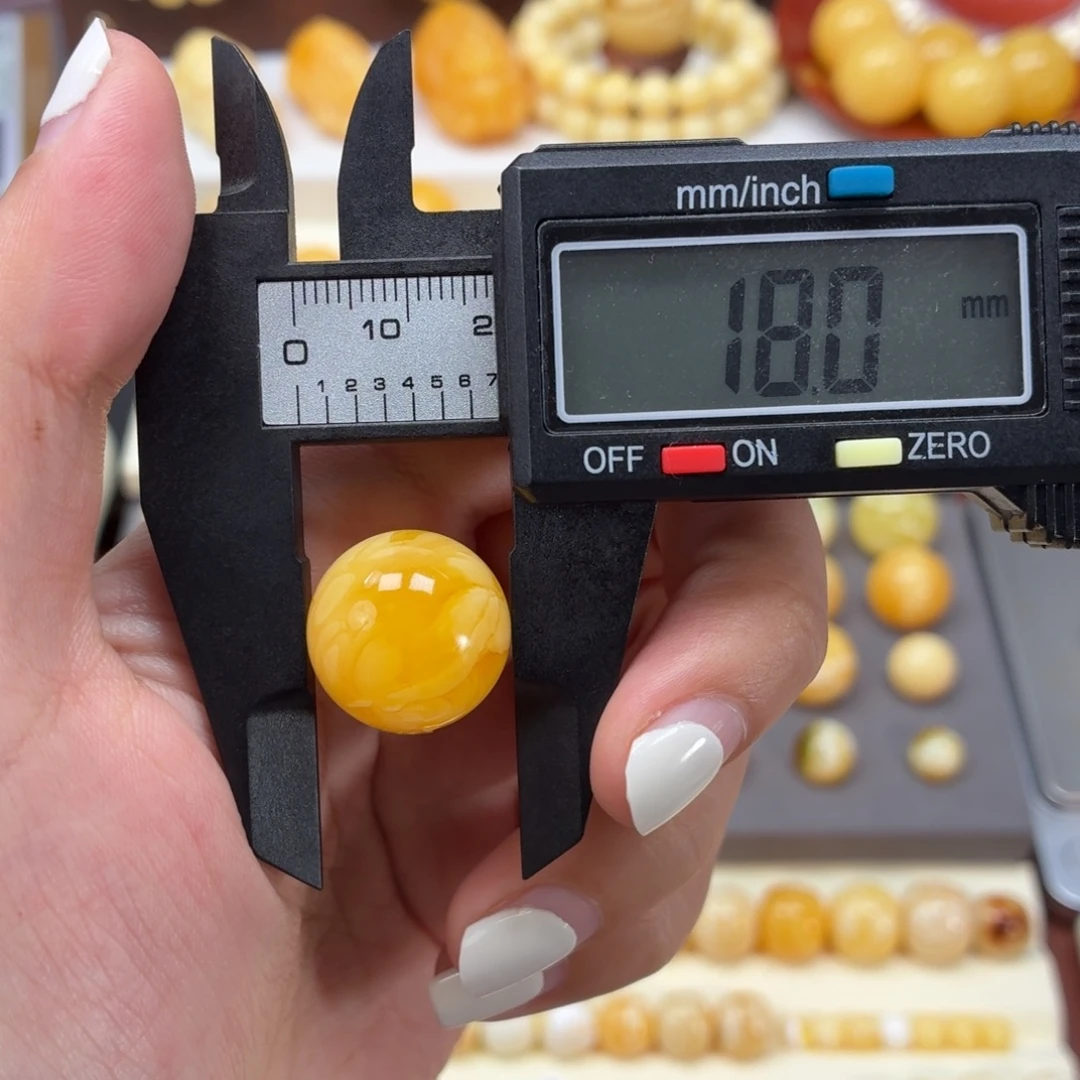 琥珀未镶嵌裸石焦皮18mm
