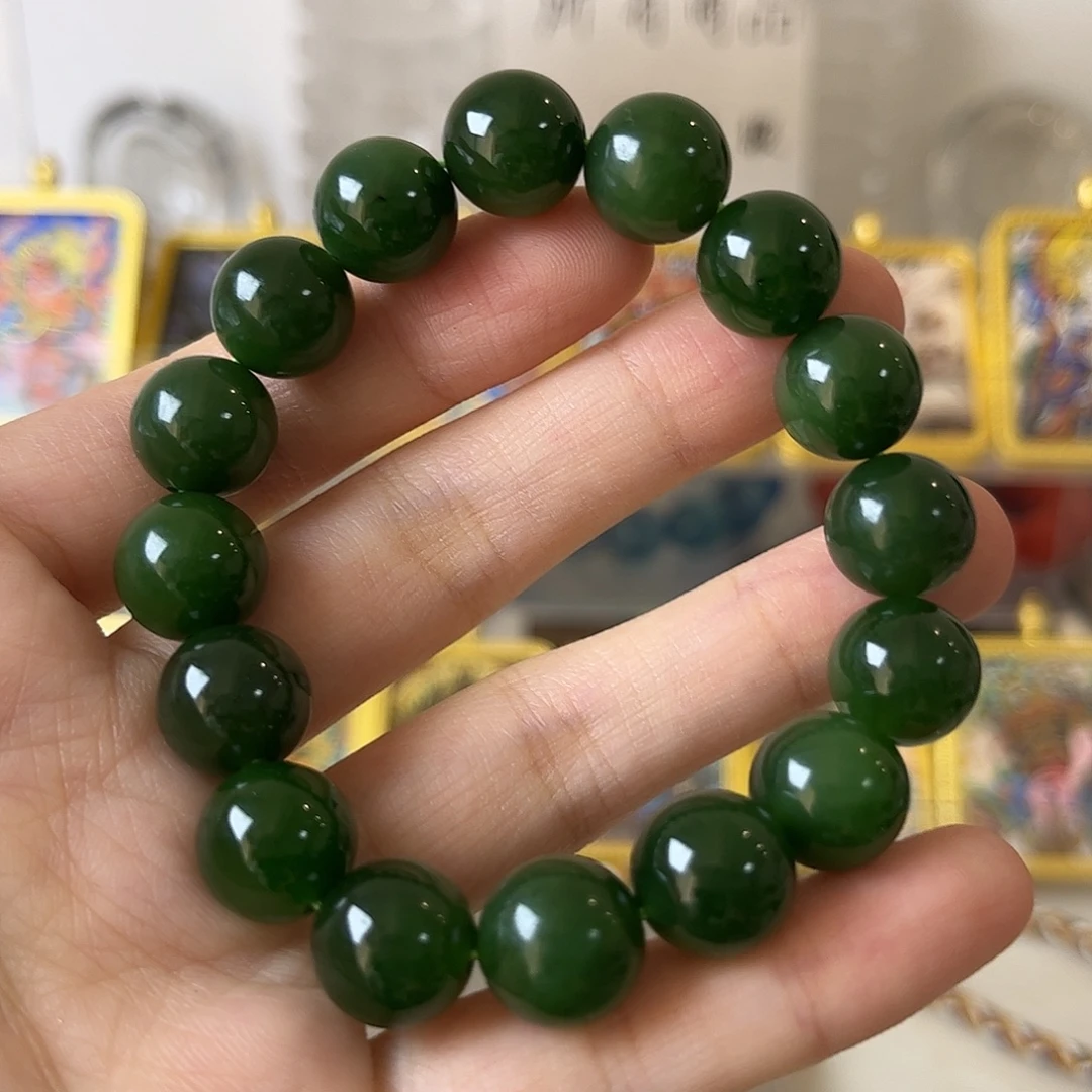 和田玉未镶嵌手链矿坑