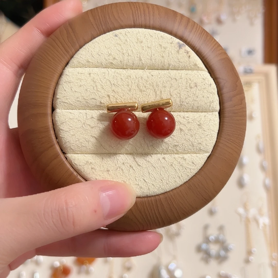 淡水珍珠银S925镶嵌耳钉