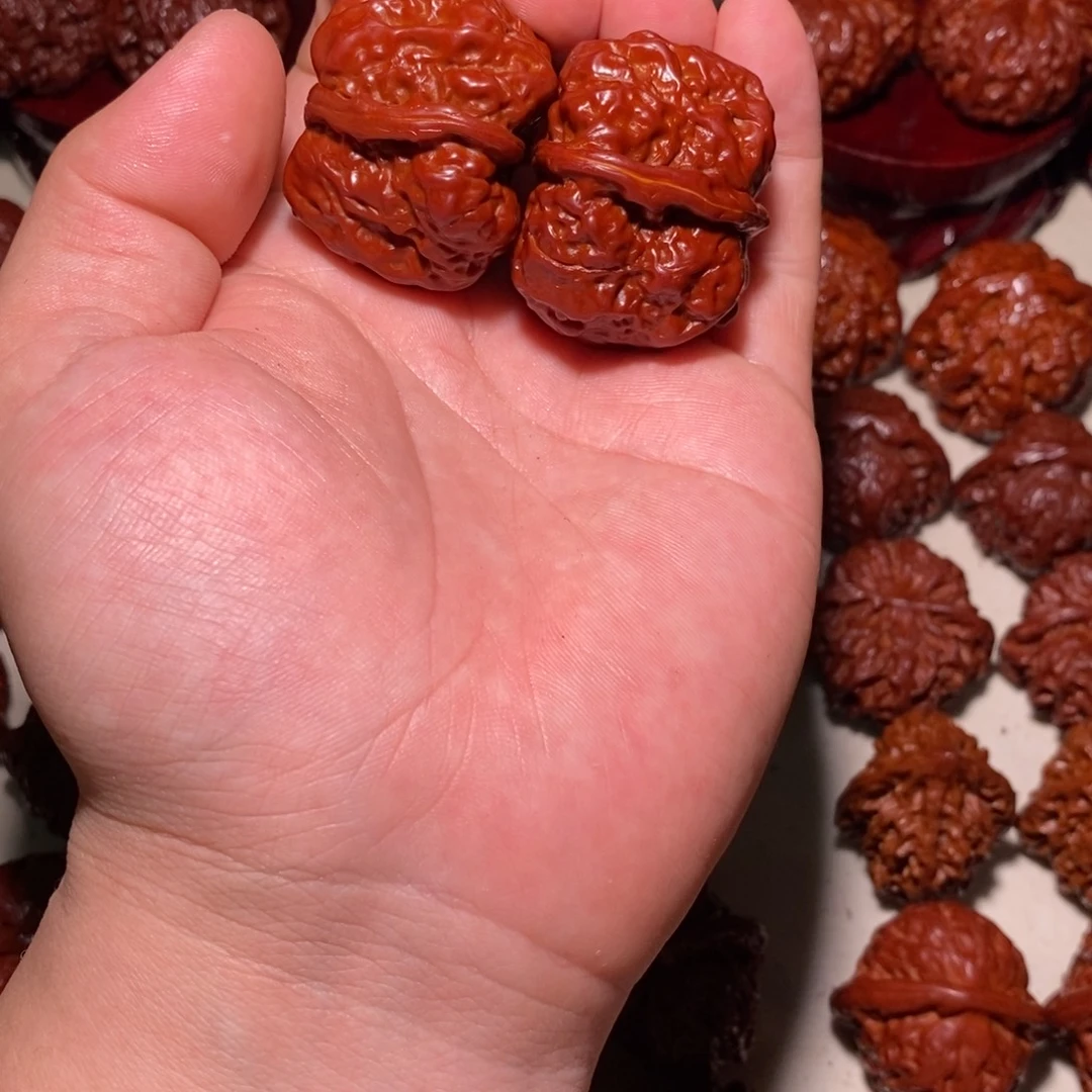 不***虹桃核吊坠蛤蟆头蛤蟆头