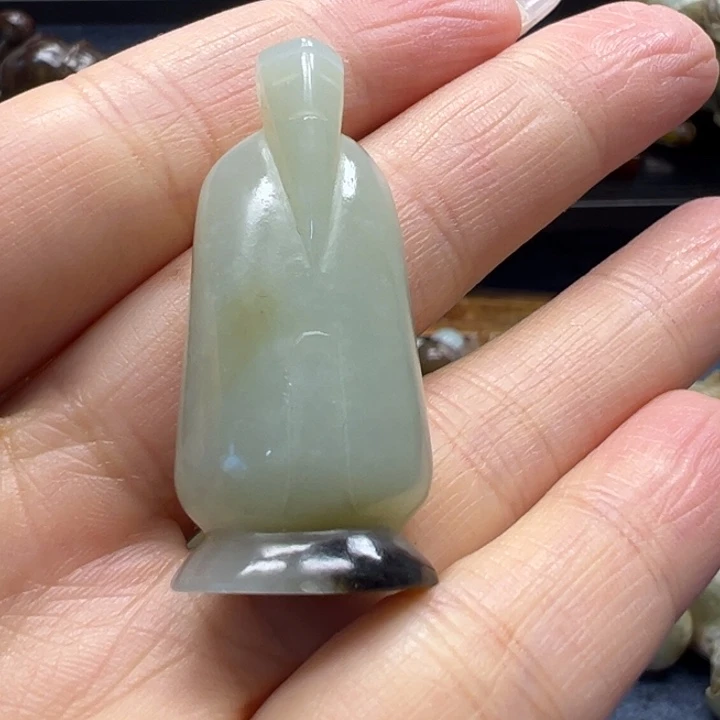 玬***燕和田玉未镶嵌挂件