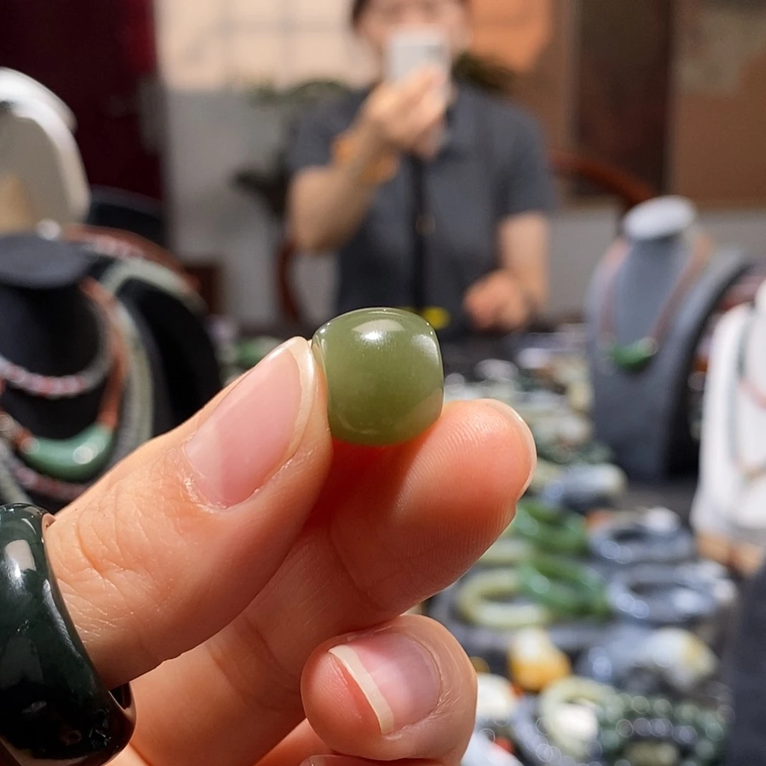 和田玉未镶嵌挂件沈****于