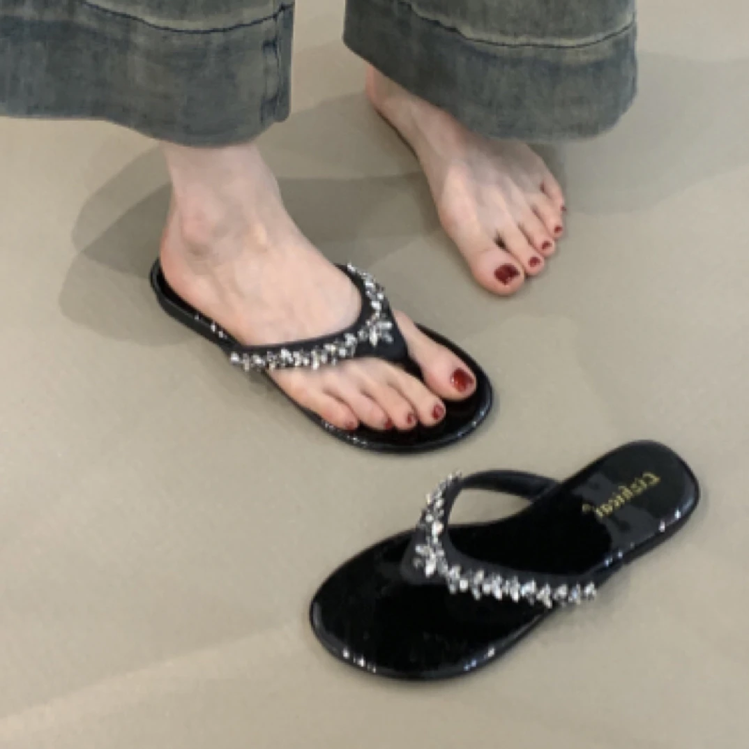 LF-626-26 时尚平底凉拖鞋法式甜美优雅水钻夹趾人字拖度假沙滩