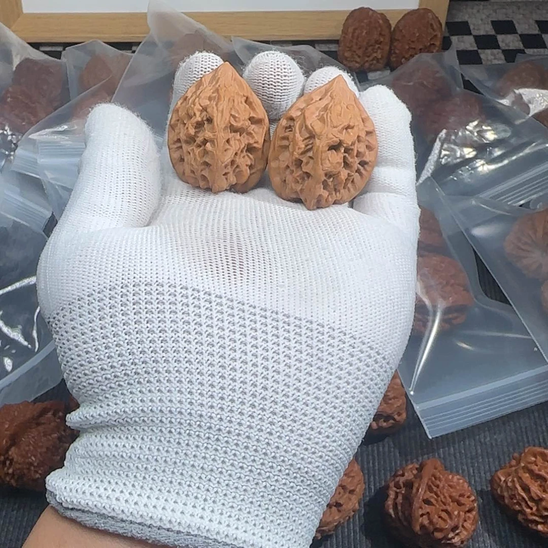 【闪购商品】文玩核桃把件子午鸡心