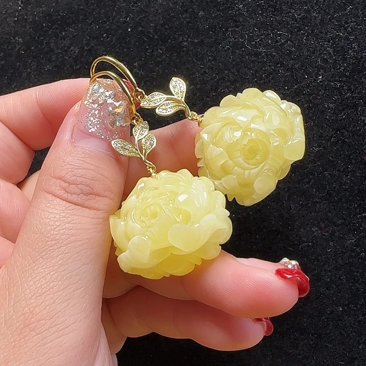 蜜蜡珠宝奇石未镶嵌