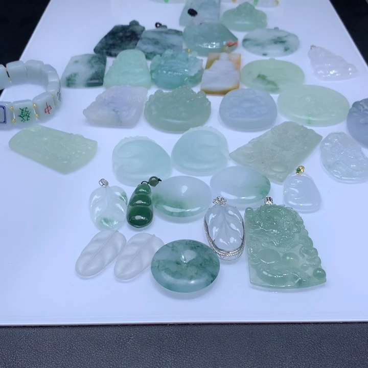 定制翡翠未镶嵌卡****卡