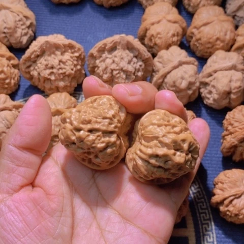 【闪购商品】吊坠文玩核桃玻***城蛙蛙39