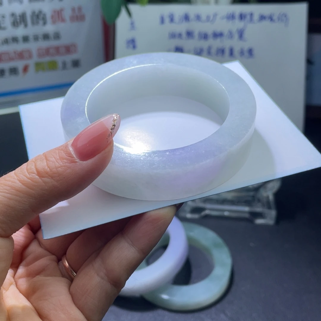 君***见定制翡翠未镶嵌翡翠