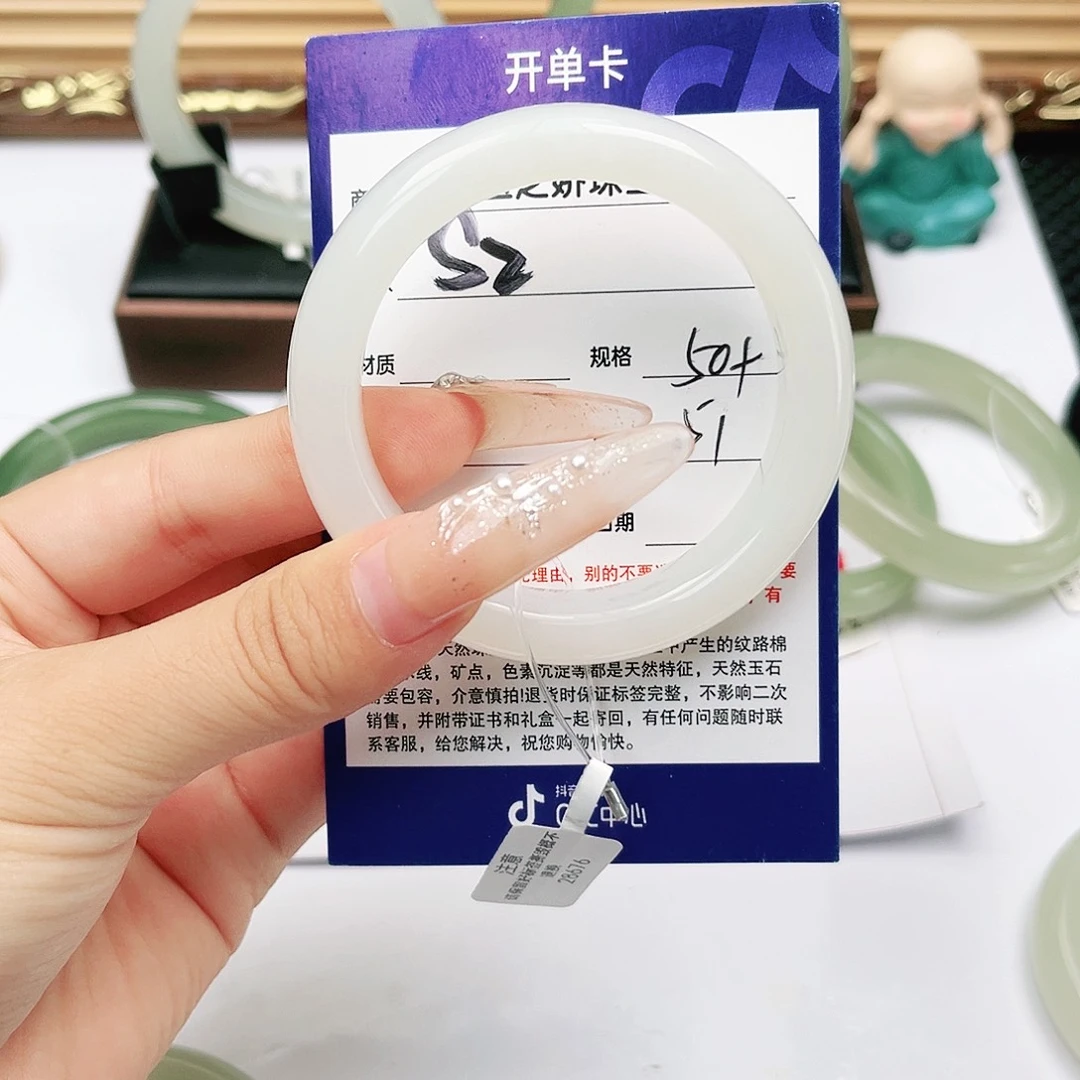 和田玉手镯未镶嵌T***n