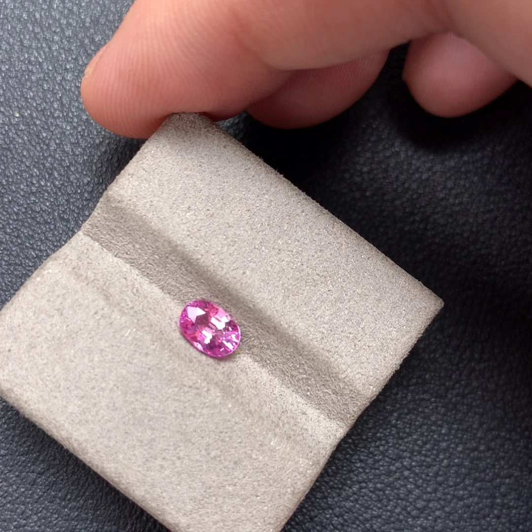 彩色蓝宝石裸石74分裸石