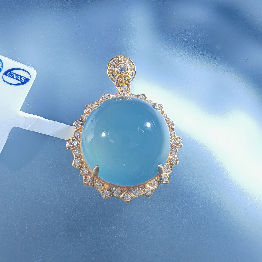 天然a货翡翠18k金镶嵌蛋面吊坠豪华精美奢华精致坠链满钻气质