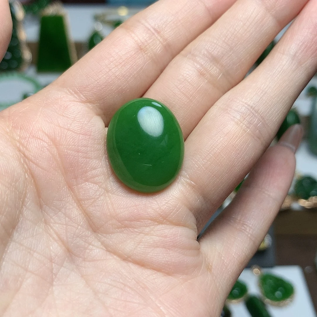 和田玉（碧玉）未镶嵌颈饰梦****间