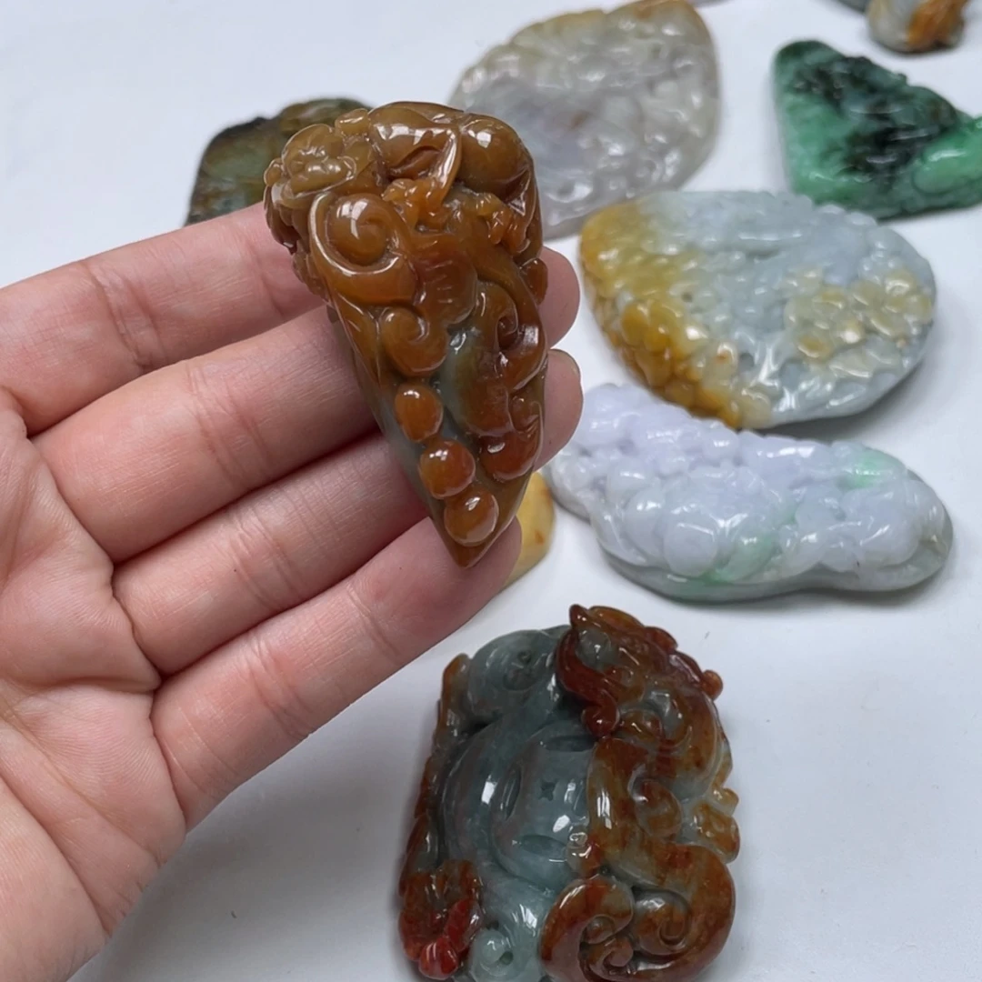 翡翠未镶嵌颈饰翡翠吊坠