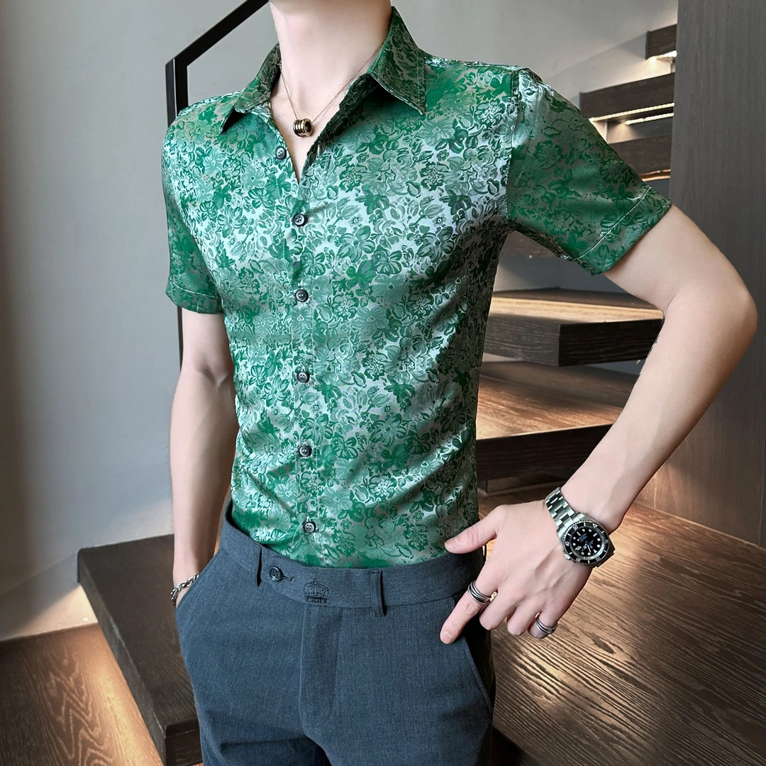 男士夏季薄款高级感短袖花衬衫2025新款网红潮流痞帅休闲印花衬衣