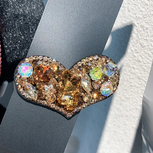 S224梅拉的色桃心进口捷克掰掰夹