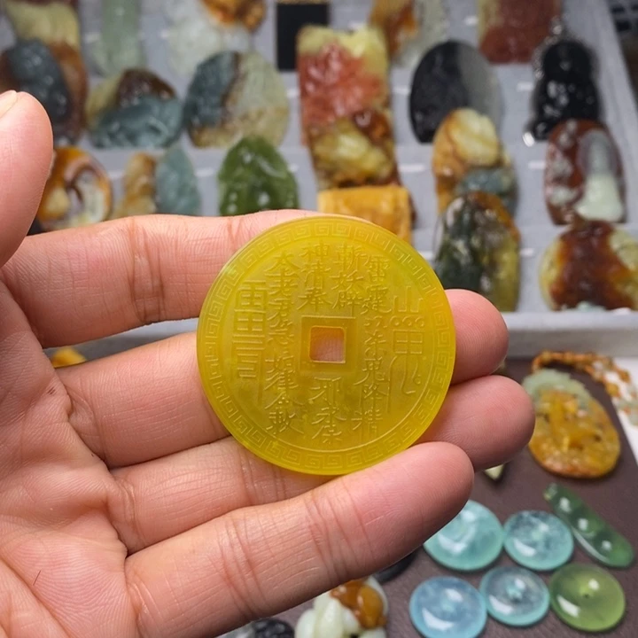 蛇纹石玉未镶嵌颈饰命**神