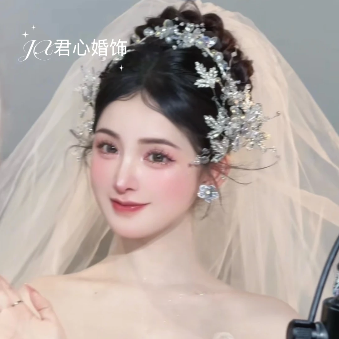君心家 超甜美新娘白纱减龄水晶发箍锆石边夹耳环五件套