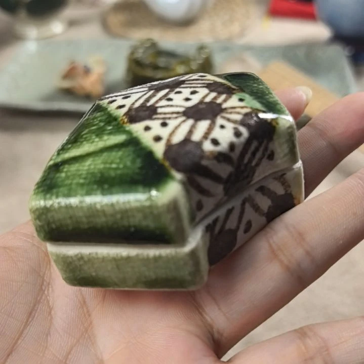 瓷片哈哈哈哈哈哈哈哈哈哈