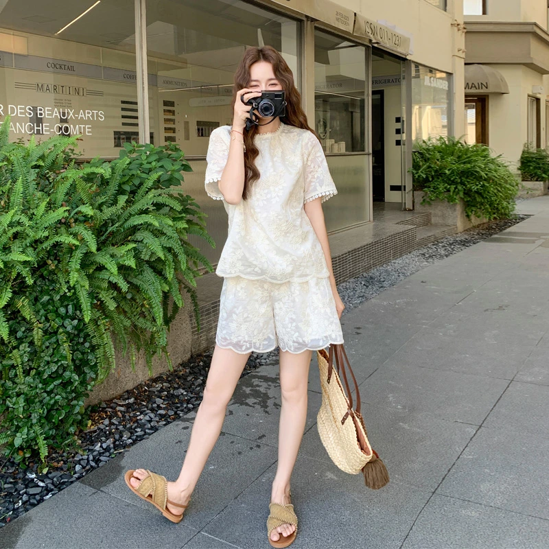 重工蕾丝刺绣套装裤女2025夏季新款复古氛围感法式浪漫风两件套潮
