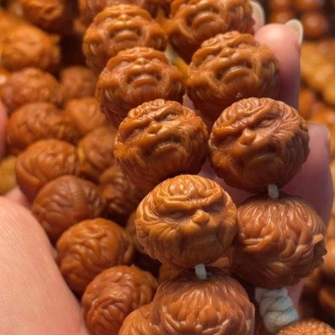 手串猴头核桃钓****哥舞台