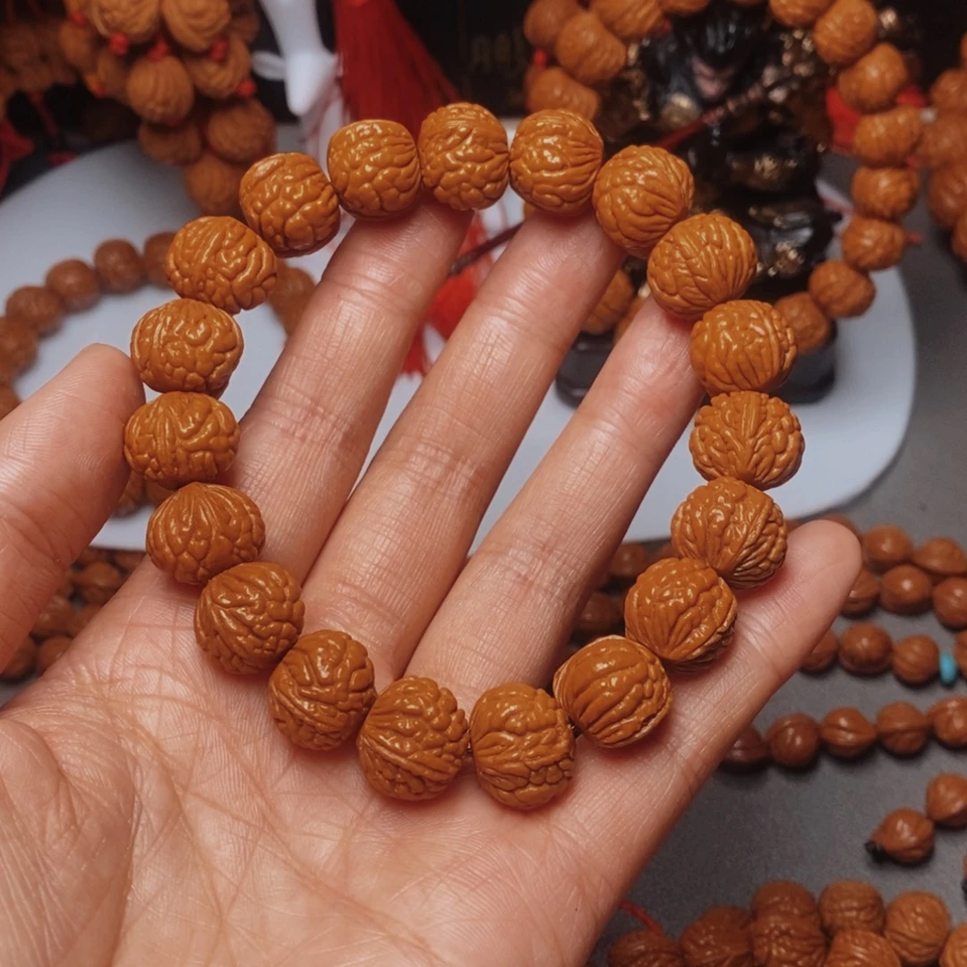 沐***辰桃核吊坠桃枭手串1