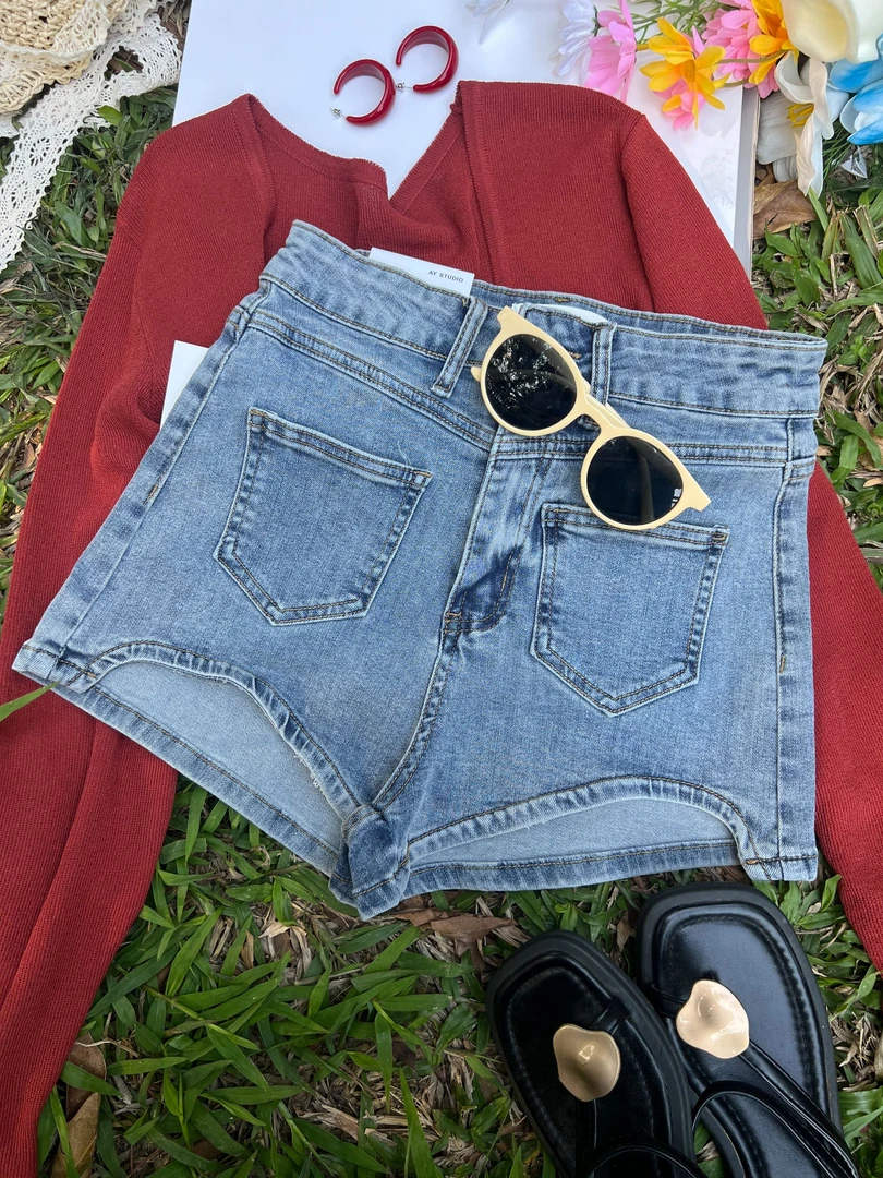 【旧时光】不规则下摆牛仔出行短裤