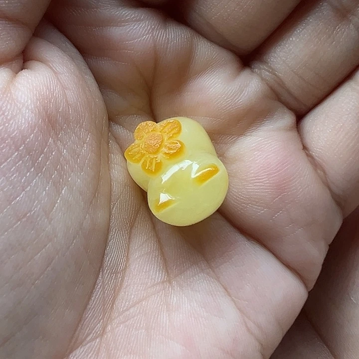 琥珀未镶嵌珠宝奇石趴趴猫打孔不退换