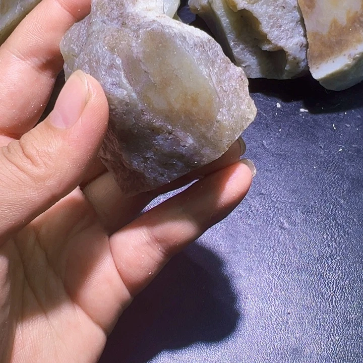 未镶嵌和田玉珠宝半成品