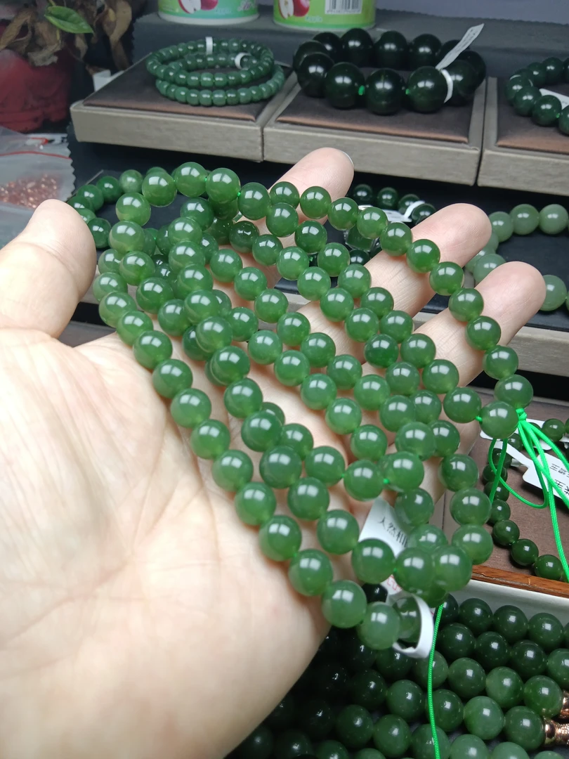 碧玉8mm加长毛衣链阳绿无黑点高品质108颗