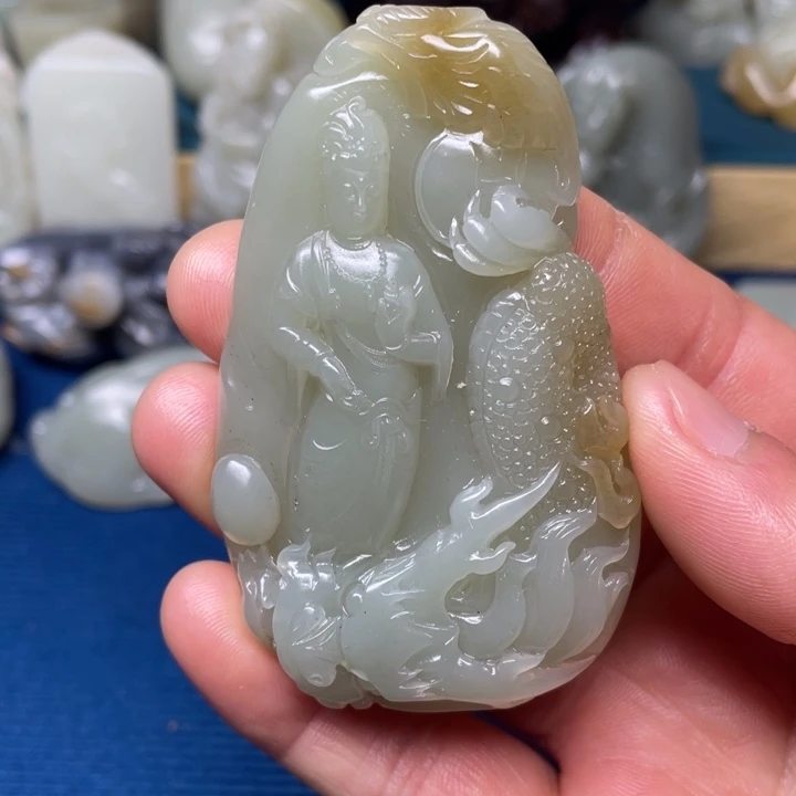 颈饰未镶嵌和田玉