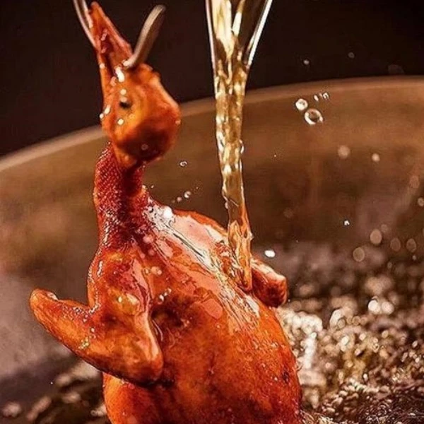 菜小豪红烧乳鸽