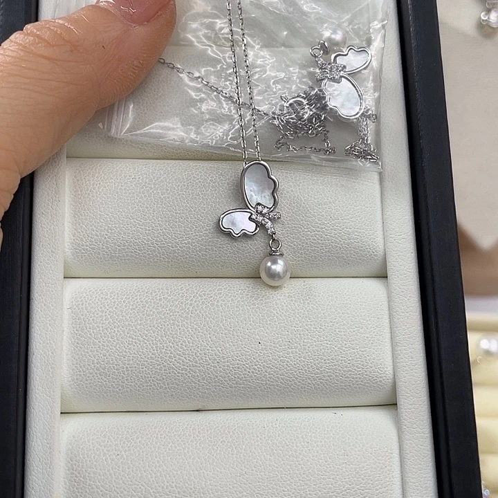 银S925镶嵌淡水珍珠颈饰随机发