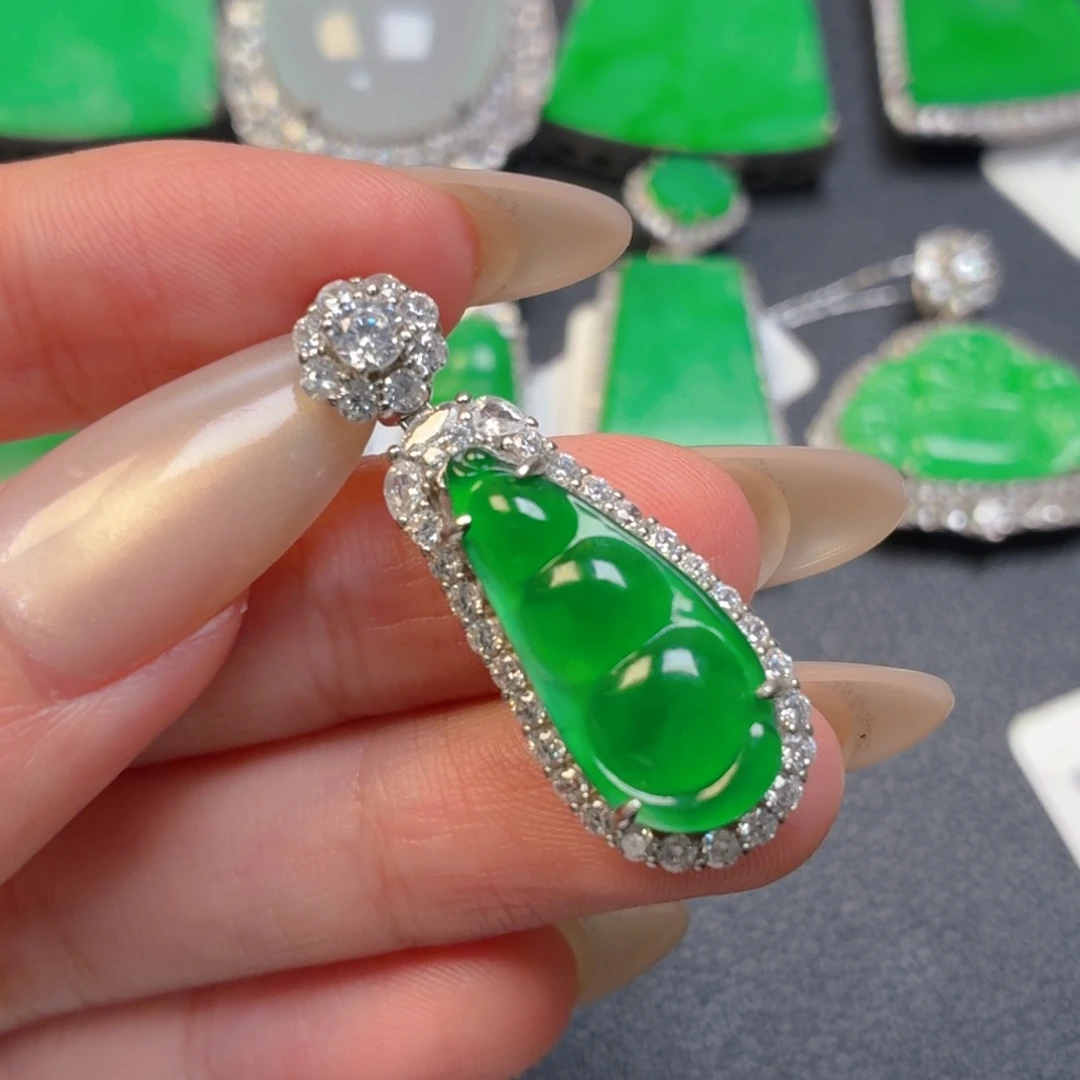 翡翠银S925镶嵌颈饰