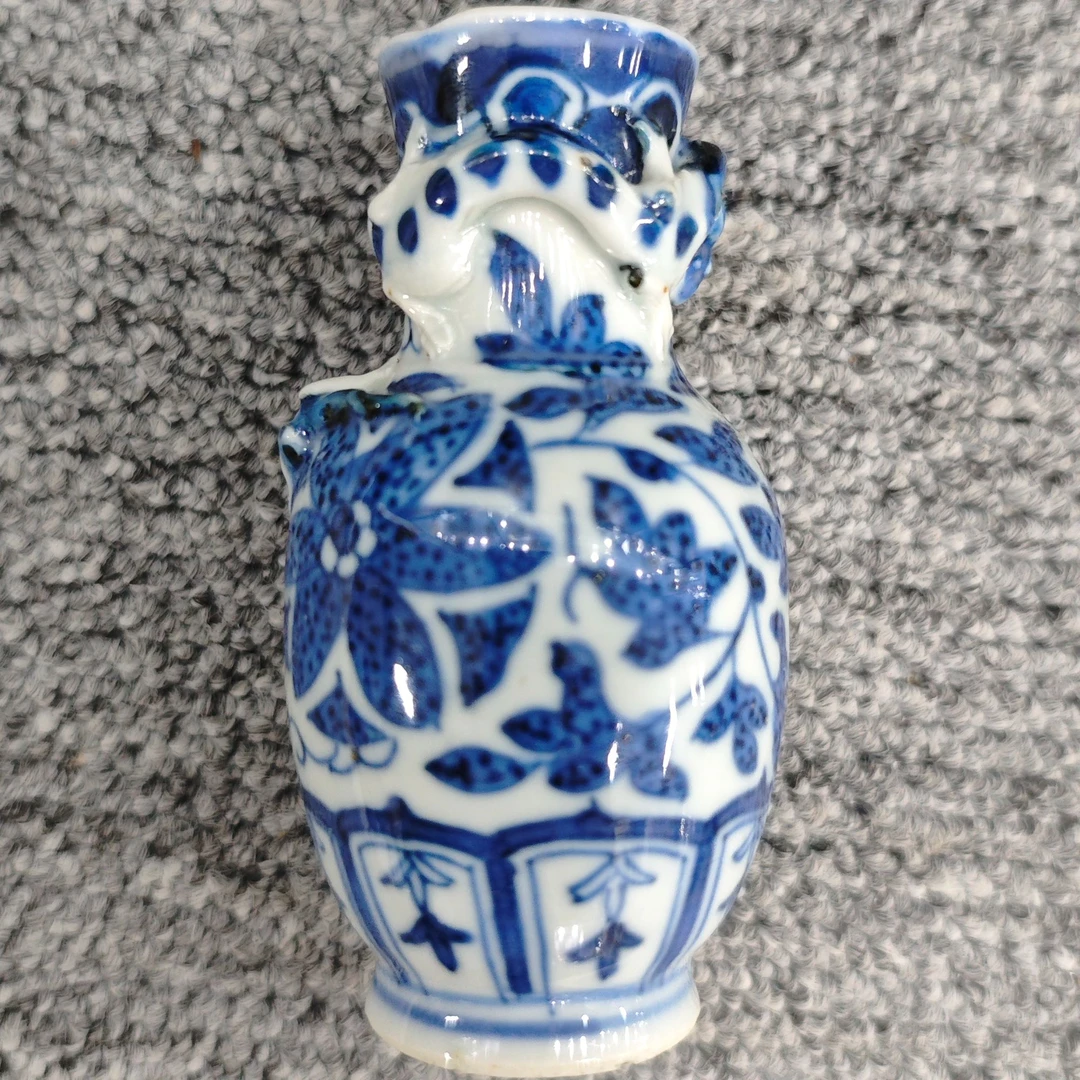 清  同治 青花螭龙小瓶YH-0006