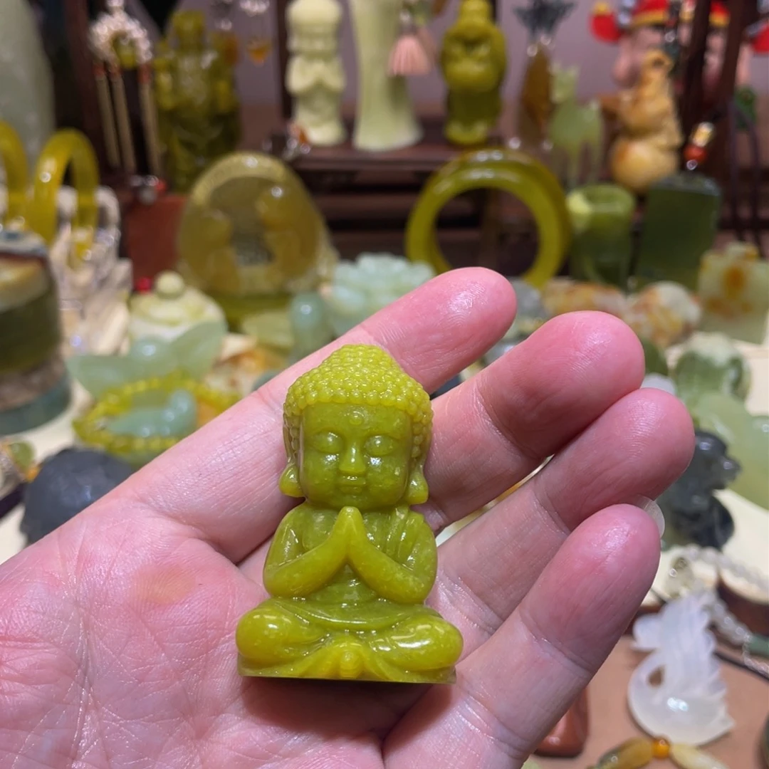 蛇纹石玉未镶嵌摆件