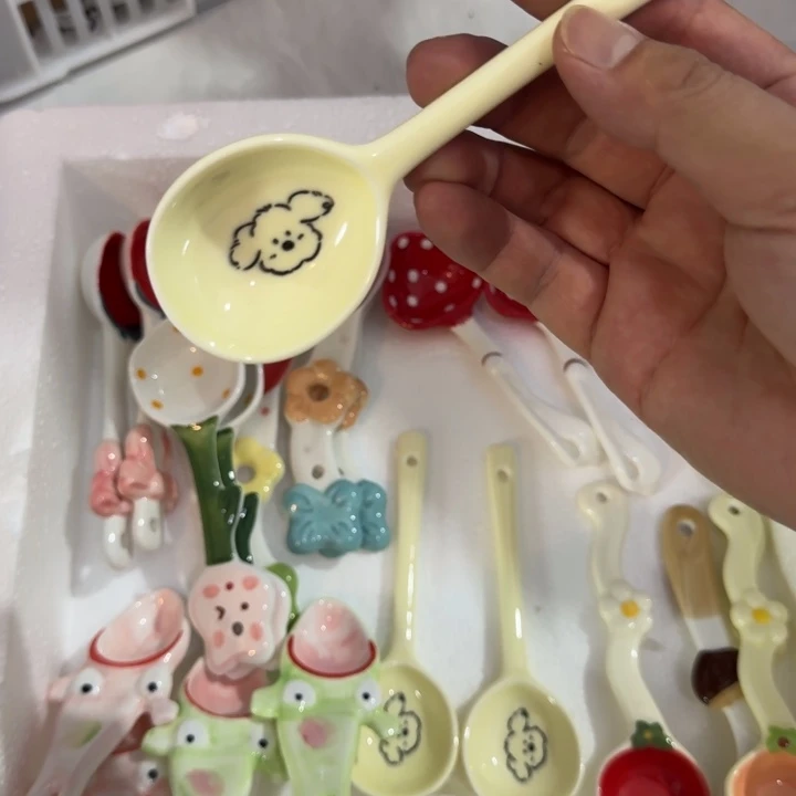 景德镇陶瓷手工制作
