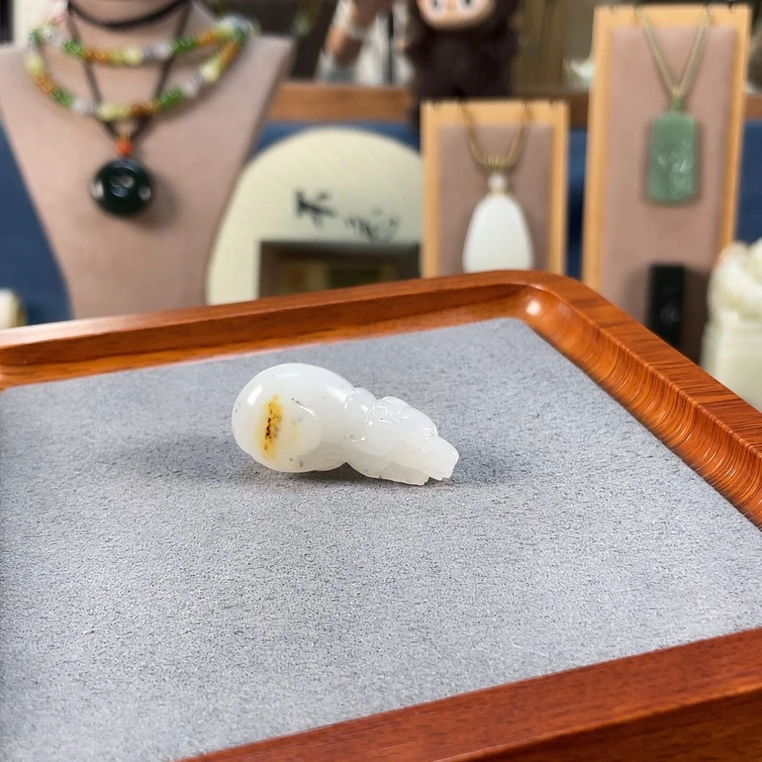 和田玉未镶嵌吊坠(不含链)