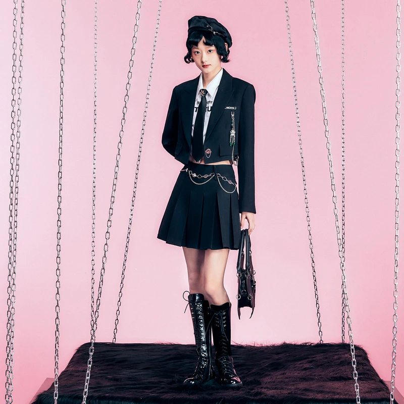 【白姐专属】PHORM秋装新款修身短款时尚露腰小西装V25121336