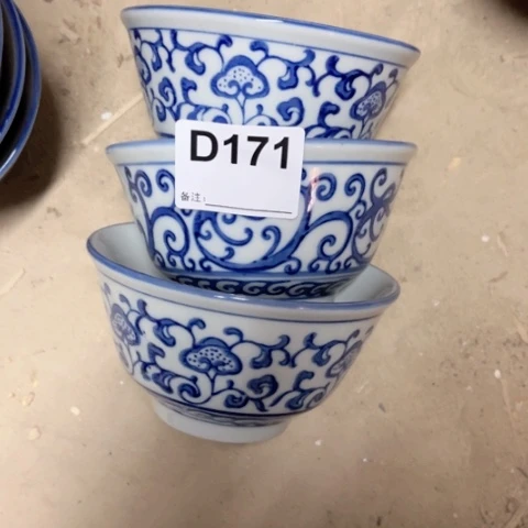 禾*里陶瓷制品瑕疵处理三个