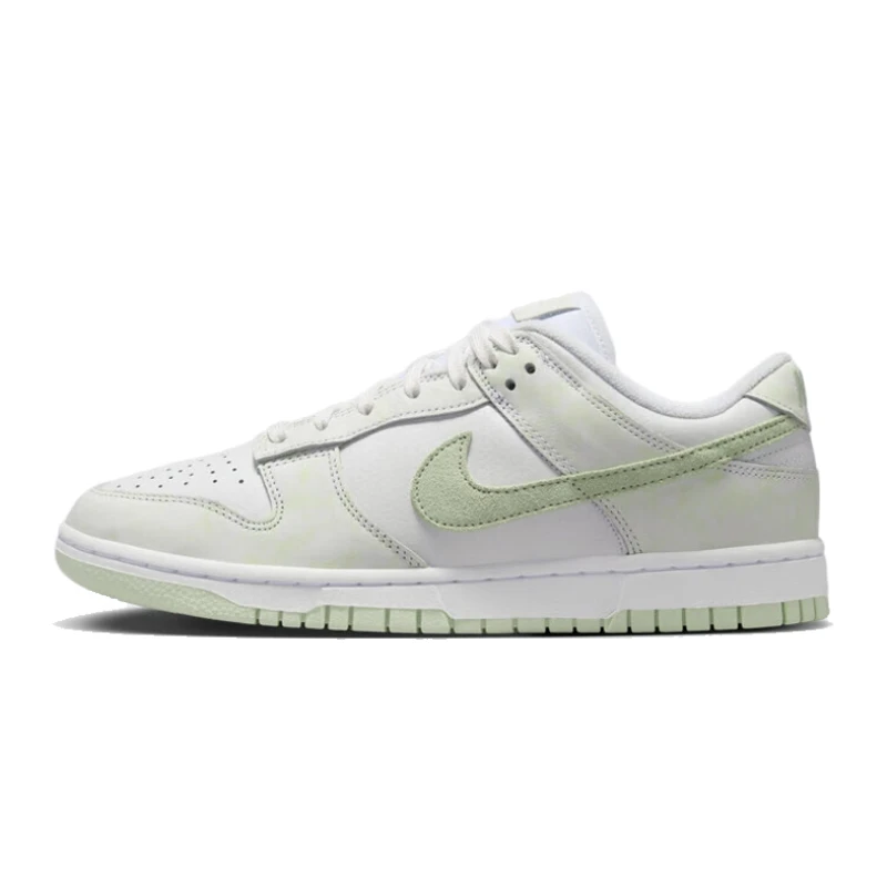 Nike耐克女子DUNK LOW运动休闲鞋IB4647-131