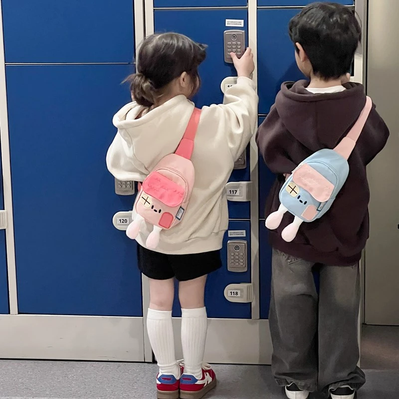 儿童包包可爱卡通洋气宝宝胸包男童时尚春季出游女孩零钱斜挎小包