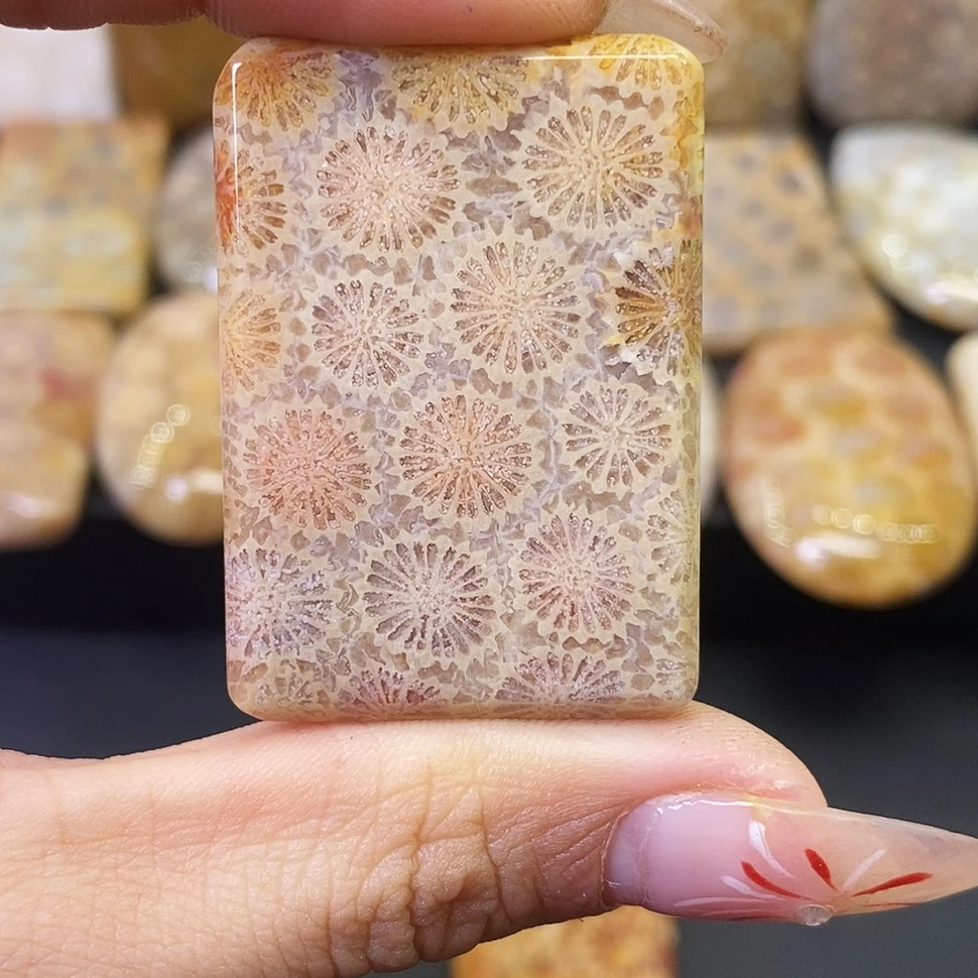硅化玉颈饰合金?****?吊坠