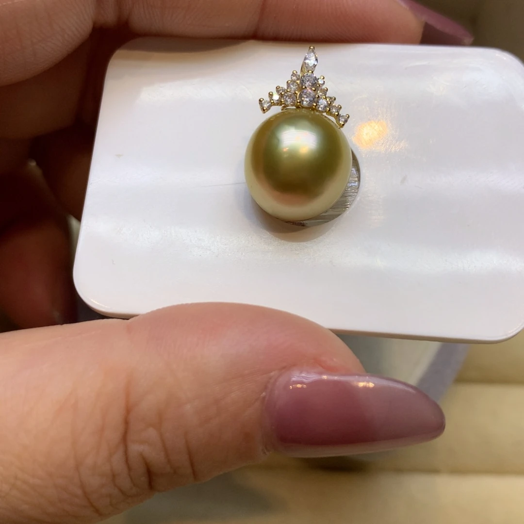 颈饰未镶嵌海水珍珠