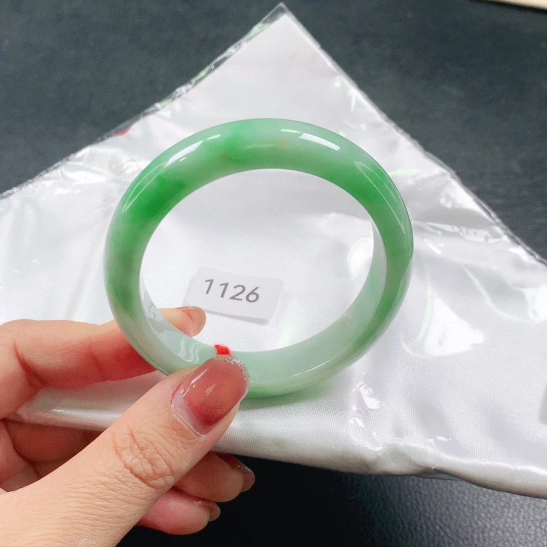 翡翠未镶嵌手镯03