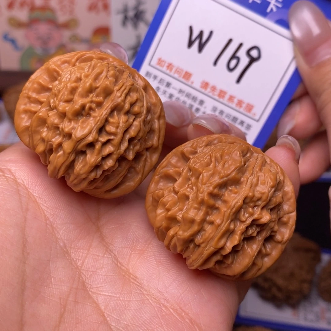 文玩核桃把件38四座楼169