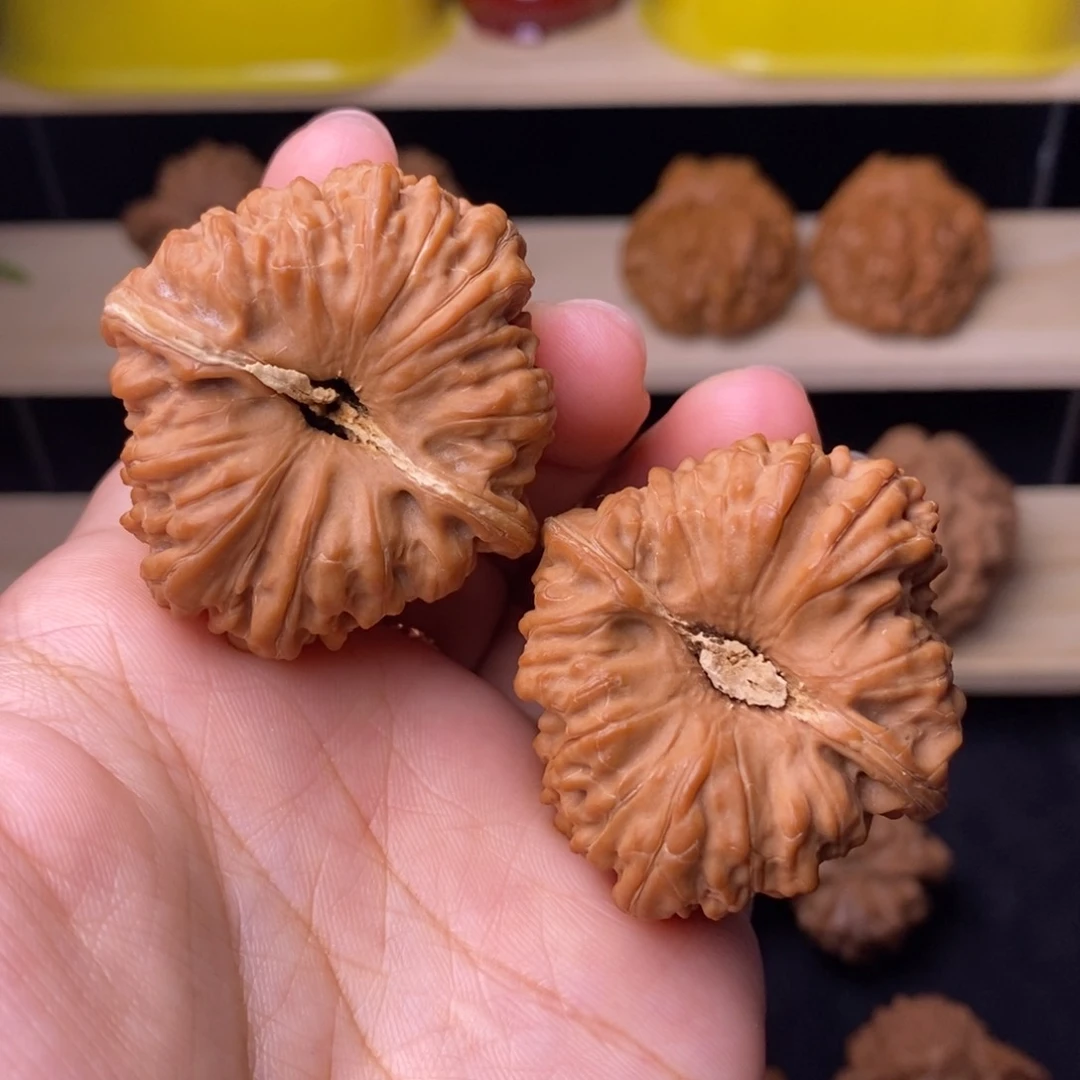 文玩核桃把件40平谷凹底