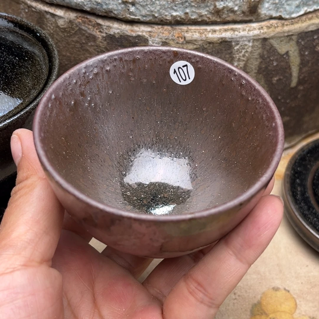 茶盏义兴龙窑坚持真柴烧落灰烧
