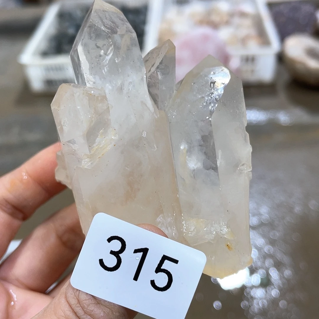 水晶摆件…..未镶嵌