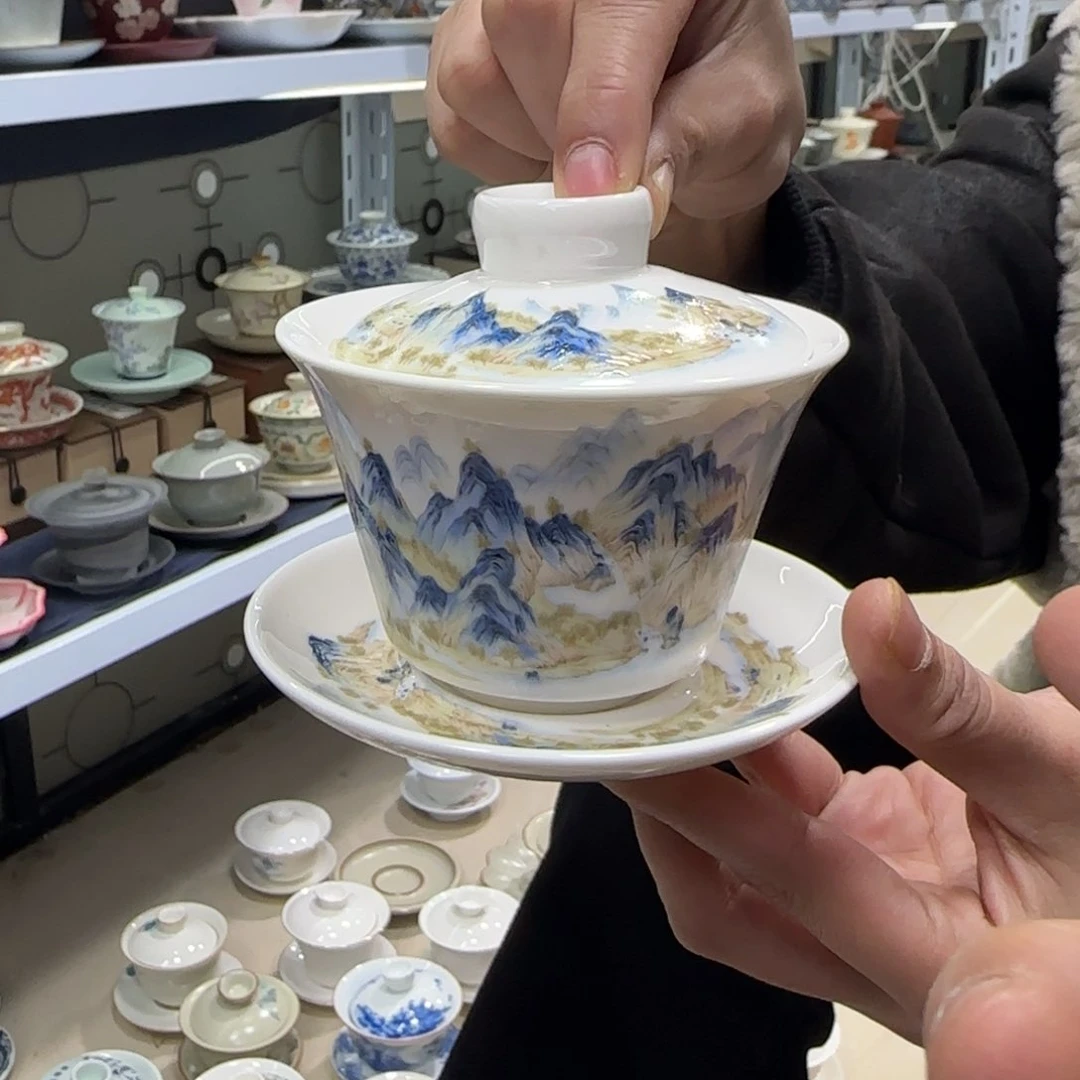 高温下的高温天气使其