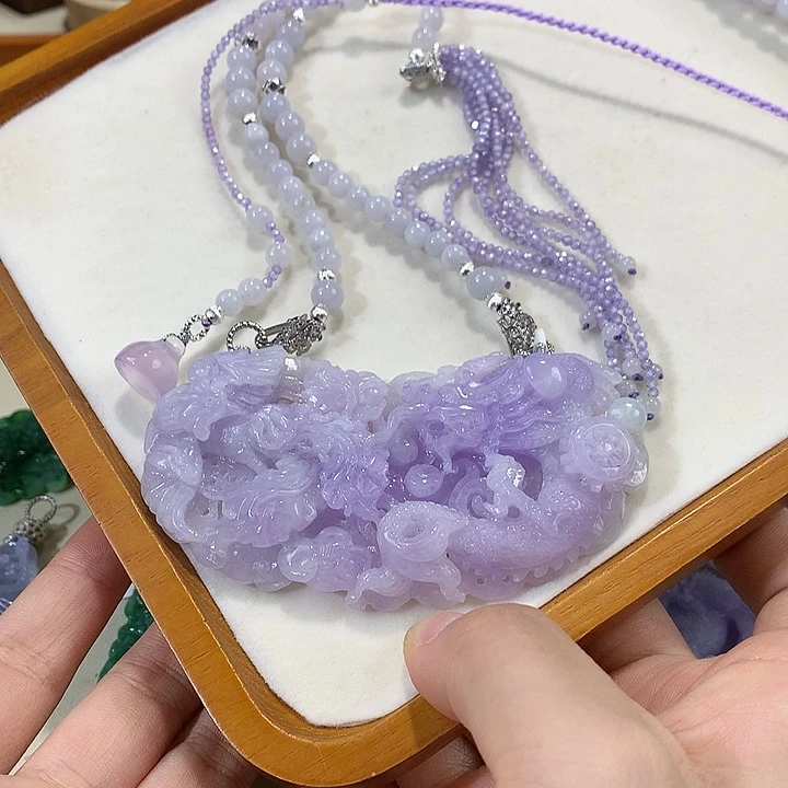 翡翠未镶嵌颈饰翡翠吊坠